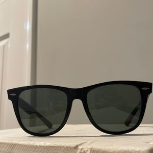 Ray-Ban Wayfarer II L1724 Sunglasses